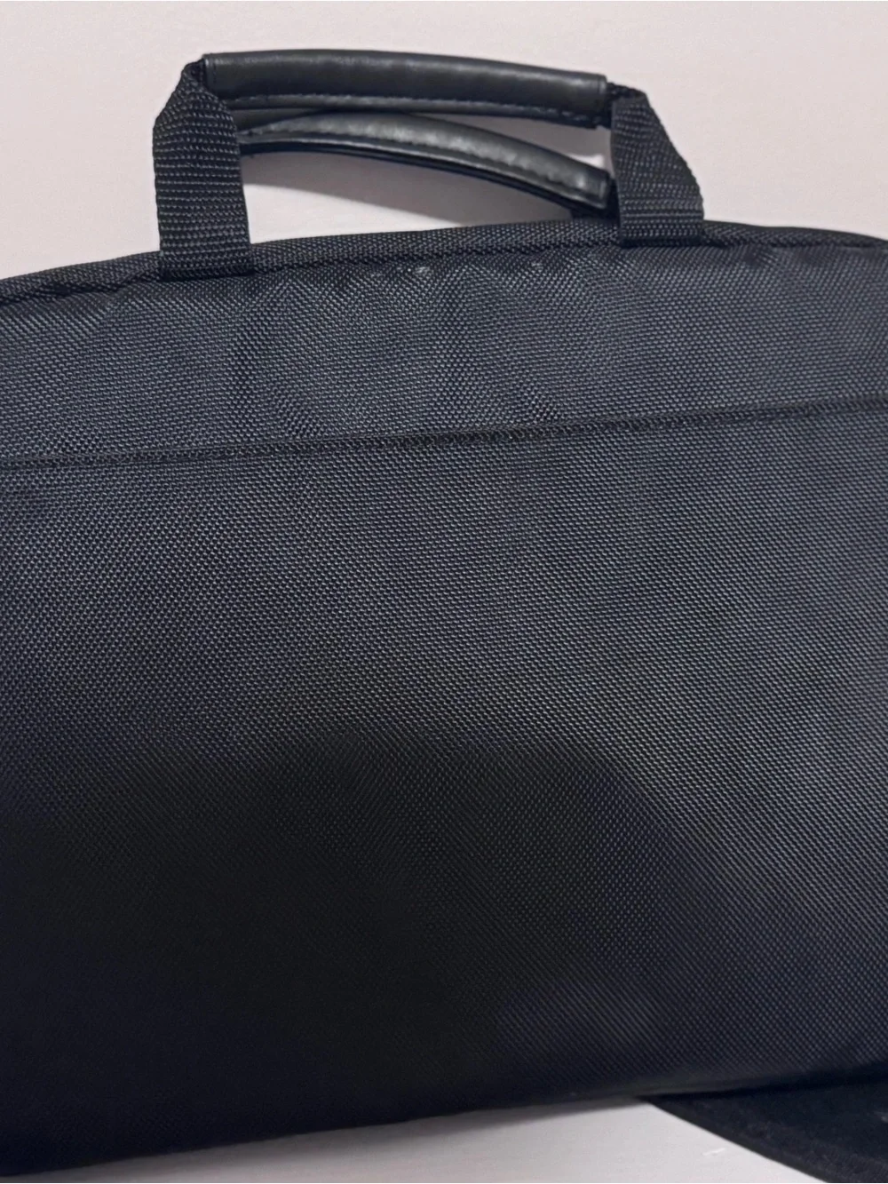 Samsonite Black Men's Laptop Messenger Briefcase Laptop Carrying Bag
